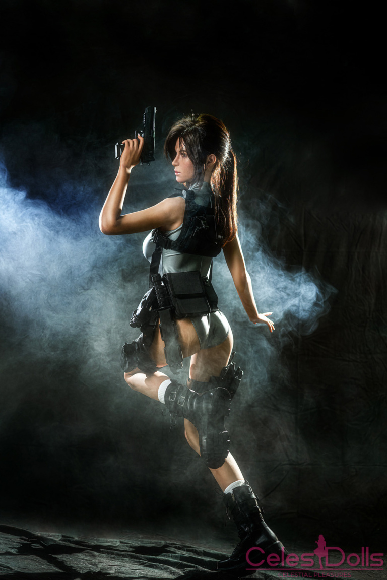 Game Lady Lara Croft Sex Doll 9