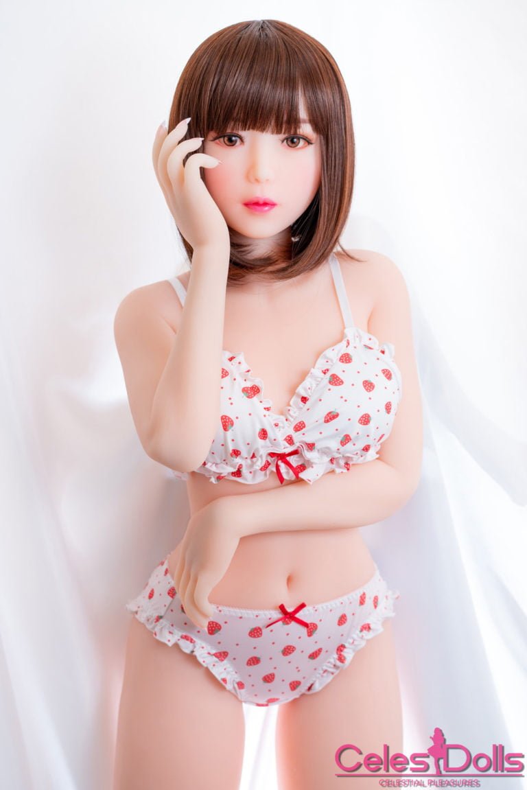 akira lingerie2