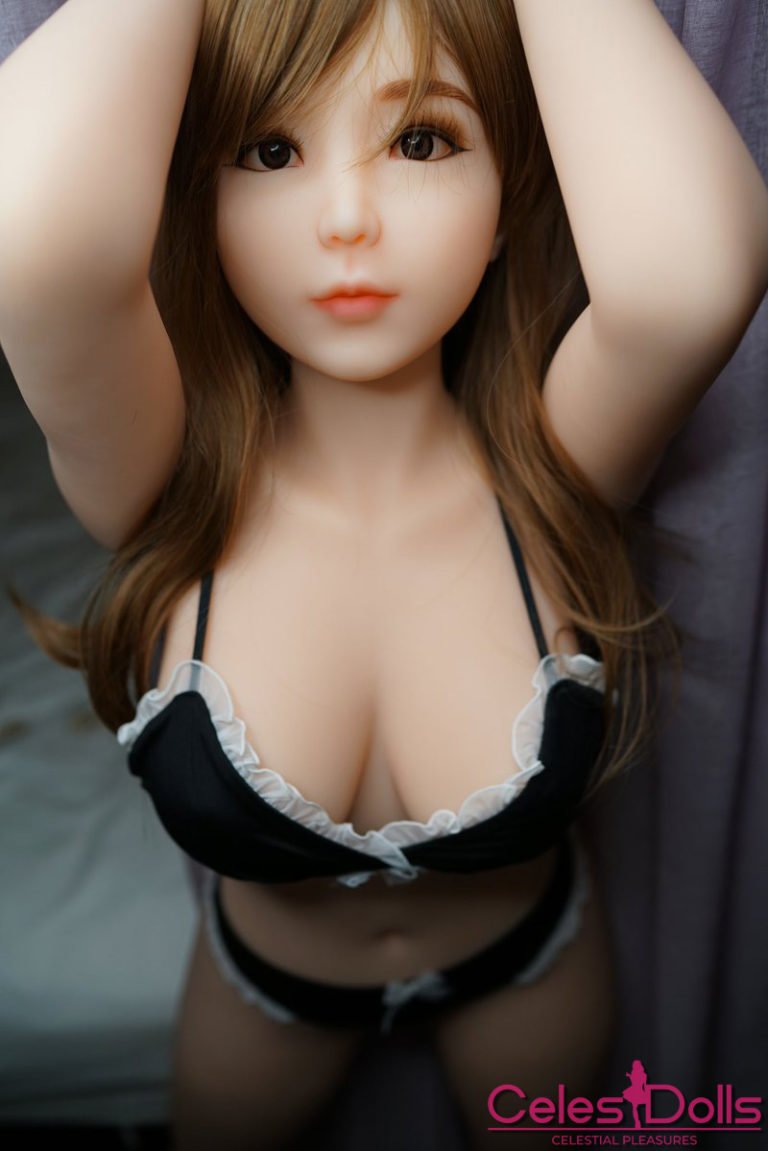 piper doll akira big breasts 4